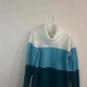 White Stag White Blue color block cowl neck sweater long
sleeves